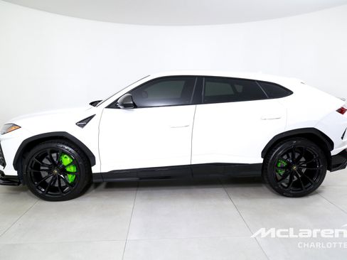 Used 2022 Lamborghini Urus image 5