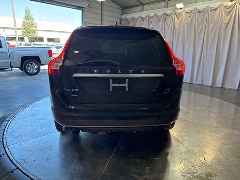 Used 2017 Volvo XC60 T6 R-Design w/ Climate Package image 6