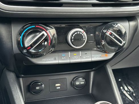 Used 2022 Hyundai Kona SEL image 21