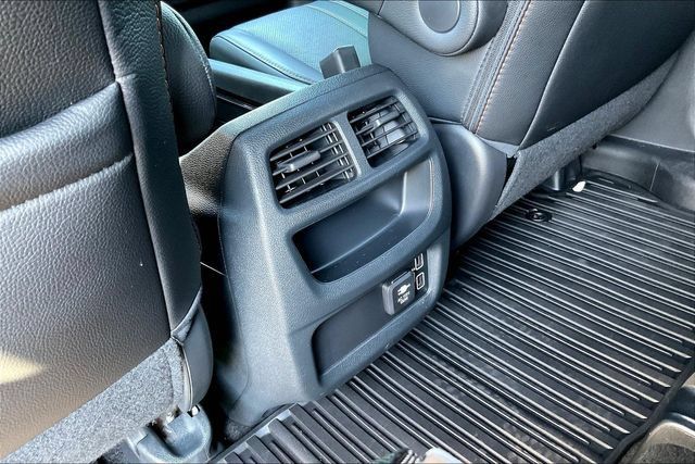 Used 2023 Honda Passport TrailSport image 12