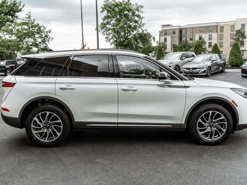 Used 2022 Lincoln Corsair AWD w/ Equipment Group 101A image 3