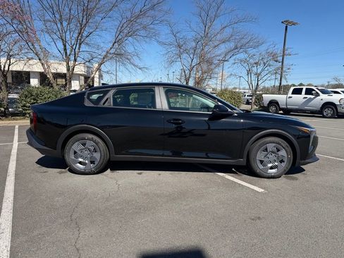 New 2026 Kia K4 LX image 8