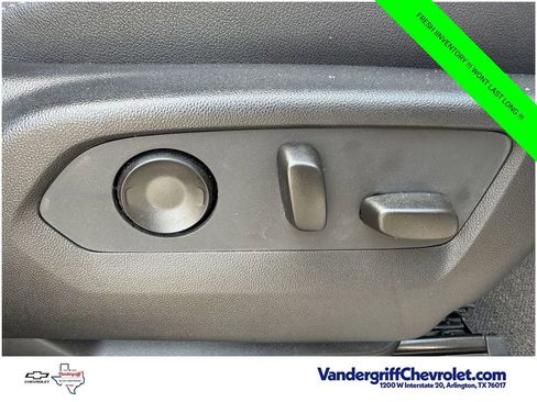 Used 2024 Chevrolet Silverado 2500 High Country w/ High Country Premium Package AWD/4WD image 31
