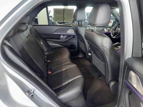 Used 2024 Mercedes-Benz GLE 450 4MATIC image 12