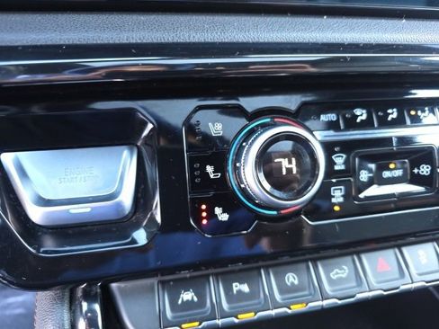 Used 2023 GMC Sierra 1500 AT4 w/ AT4 Preferred Package image 34