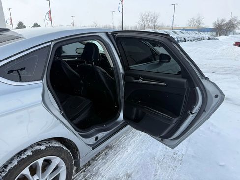 Used 2020 Ford Fusion Energi Titanium image 21