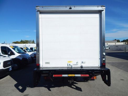 Used 2023 Isuzu NPR image 7