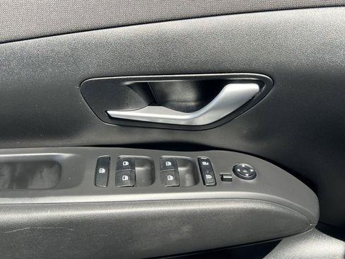 Certified 2023 Hyundai Tucson SEL w/ Convenience Package FWD image 31
