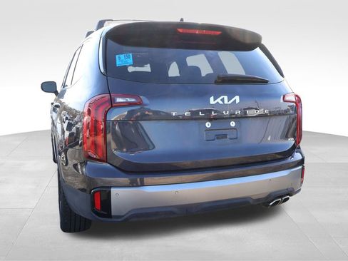 Used 2025 Kia Telluride S image 7