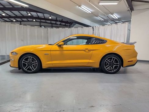 Used 2022 Ford Mustang GT w/ Equipment Group 301A RWD image 25