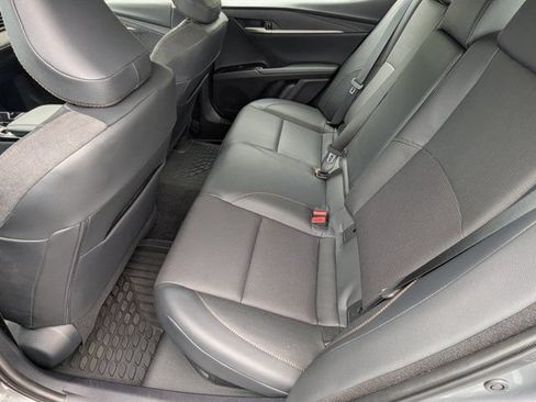 Used 2025 Toyota Camry XLE FWD image 17