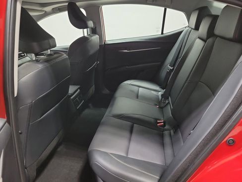 Used 2025 Toyota Camry XLE image 25