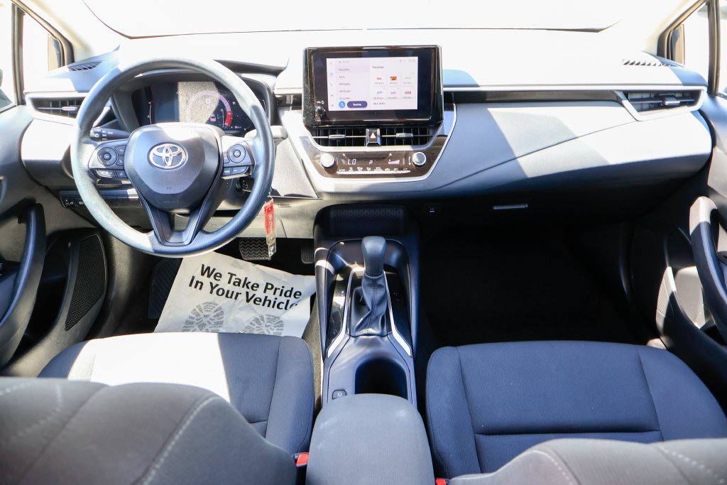 Used 2026 Toyota Corolla LE FWD image 8