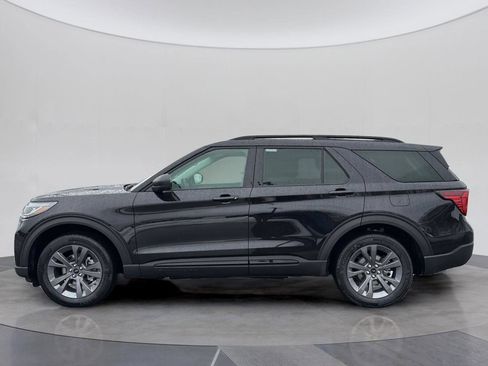 New 2026 Ford Explorer Active w/ Active Comfort Package AWD/4WD image 3