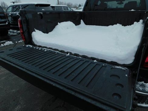 Used 2017 Chevrolet Silverado 1500 LT image 12