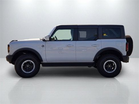 New 2025 Ford Bronco Outer Banks w/ Sasquatch Package image 7