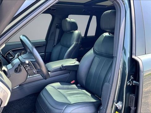 Used 2024 Land Rover Range Rover SE AWD/4WD image 21