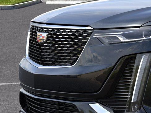 New 2025 Cadillac XT6 Luxury image 14