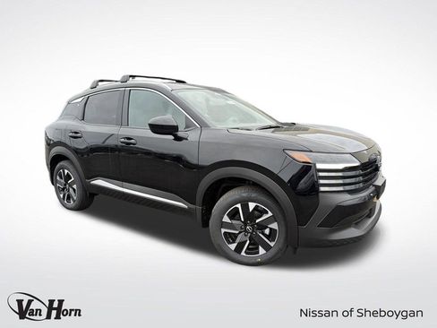 New 2026 Nissan Kicks SV image 1