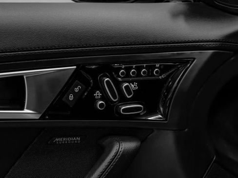 Used 2017 Jaguar F-TYPE S AWD/4WD image 34