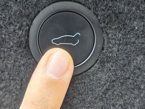 Used 2023 Tesla Model S Plaid AWD/4WD image 79