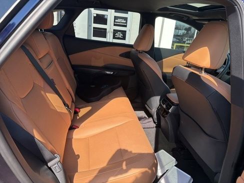 Used 2024 Lexus RX 350 Premium w/ Convenience Package image 11