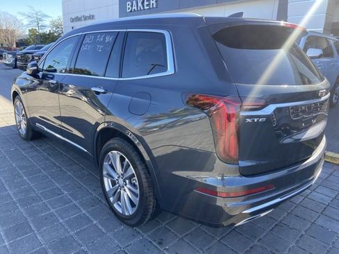 Certified 2023 Cadillac XT6 Premium Luxury image 2