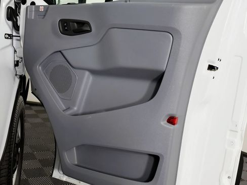 Used 2019 Ford Transit 150 XL RWD image 38