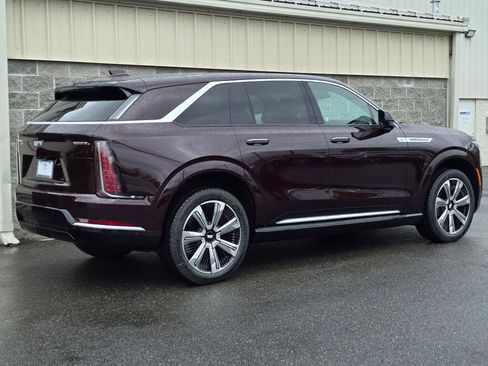 Used 2025 Cadillac Escalade IQ Luxury 2 AWD/4WD image 8