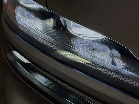 Used 2022 Genesis GV70 3.5T Sport w/ Sport Advanced Package image 9