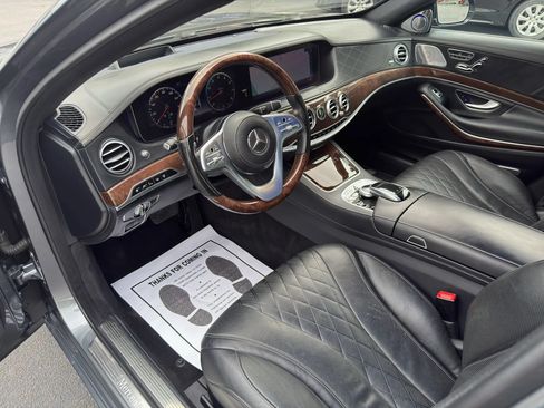 Used 2018 Mercedes-Benz S 560 4MATIC Sedan image 28