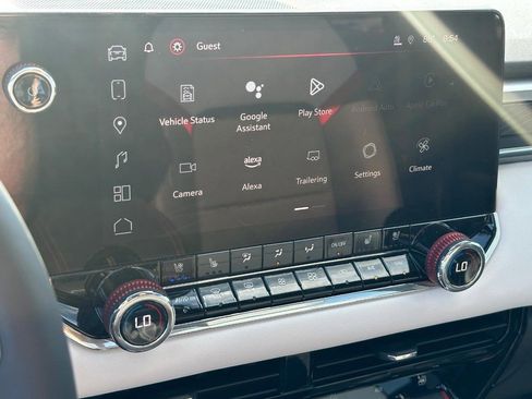 New 2024 GMC Canyon AT4X w/ AT4X AEV Edition image 13