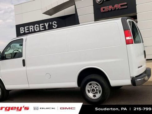 Certified 2024 GMC Savana 2500 Work Van w/ Driver Convenience Package image 8