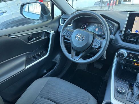 Used 2025 Toyota RAV4 LE image 30