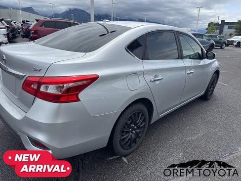 Used 2017 Nissan Sentra SV FWD image 19