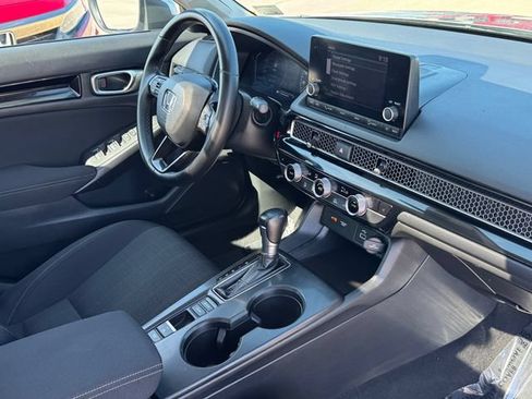 Used 2022 Honda Civic EX image 10