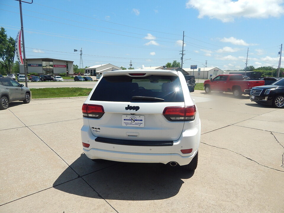 Used 2018 Jeep Grand Cherokee Altitude AWD/4WD image 6
