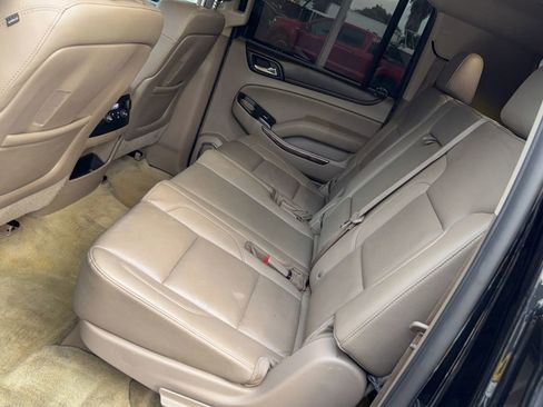 Used 2016 GMC Yukon XL SLT image 30