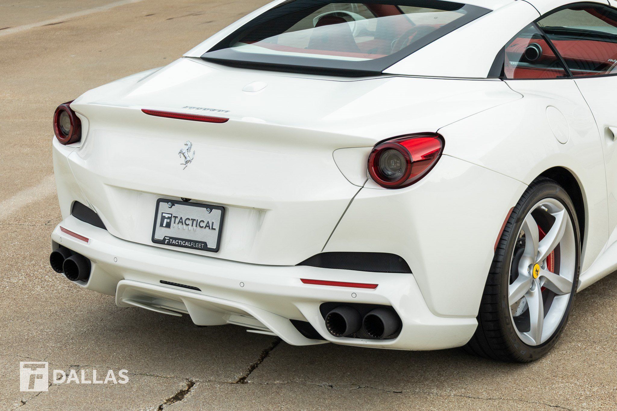Used 2019 Ferrari Portofino RWD image 16