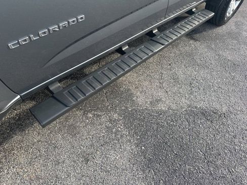 Used 2022 Chevrolet Colorado LT w/ LT Convenience Package image 49