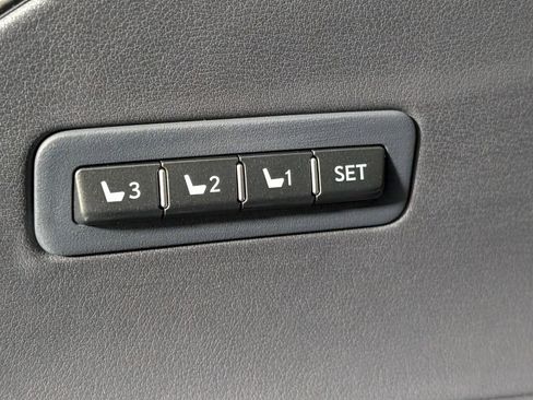 Used 2024 Lexus LC 500 Convertible image 25