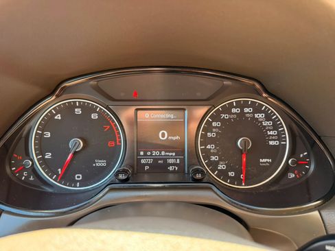 Used 2017 Audi Q5 2.0T Premium Plus w/ Technology Package AWD/4WD image 21