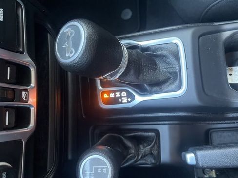 Used 2018 Jeep Wrangler Unlimited Sport S image 15