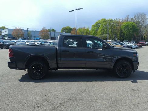 Used 2025 RAM 1500 Big Horn AWD/4WD image 7
