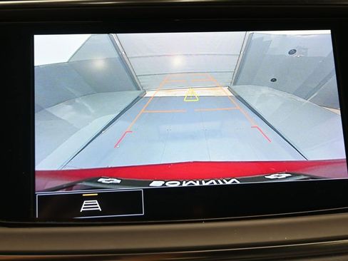 Used 2024 Buick Enclave Essence w/ Sport Touring Edition image 10