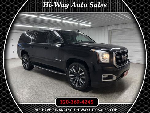 Used 2020 GMC Yukon XL SLT image 1