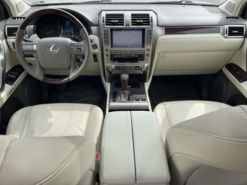 Used 2016 Lexus GX 460 w/ Premium Package AWD/4WD image 15