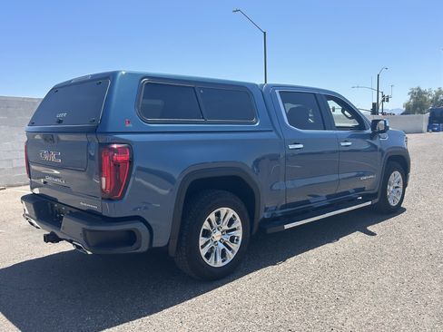 Certified 2025 GMC Sierra 1500 Denali w/ Technology Package AWD/4WD image 5