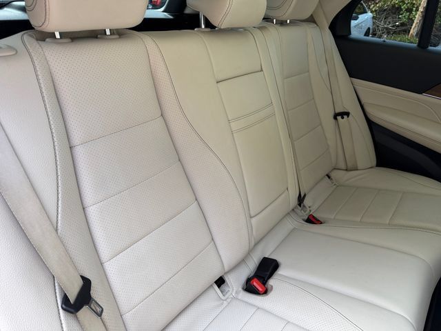 Used 2021 Mercedes-Benz GLE 350 4MATIC image 22