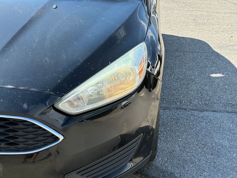 Used 2017 Ford Focus SE FWD image 12